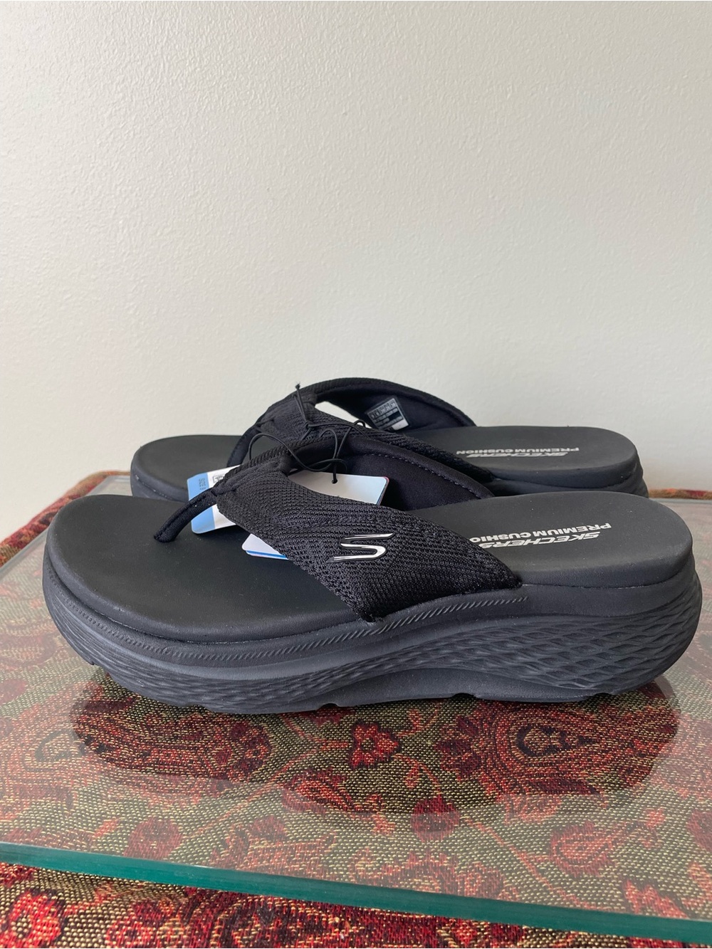 Skechers Tag